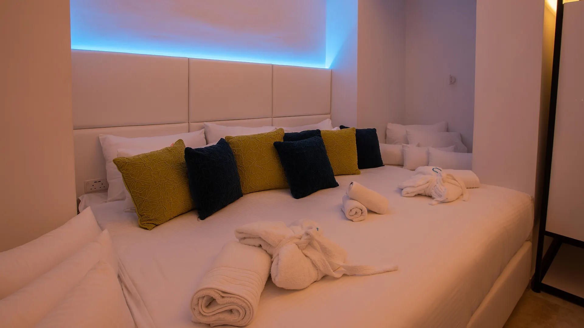 Hotel Napa Suites (Adults Only) Agia Napa 4*,